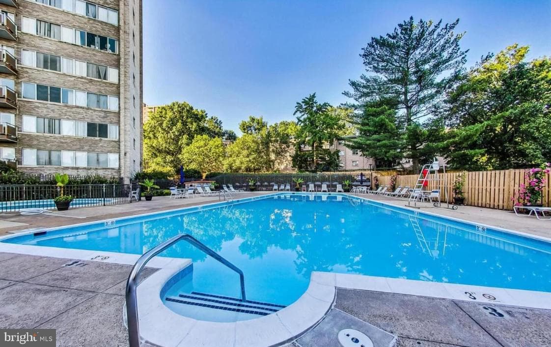 5340 Holmes Run Parkway #1510 photo 34