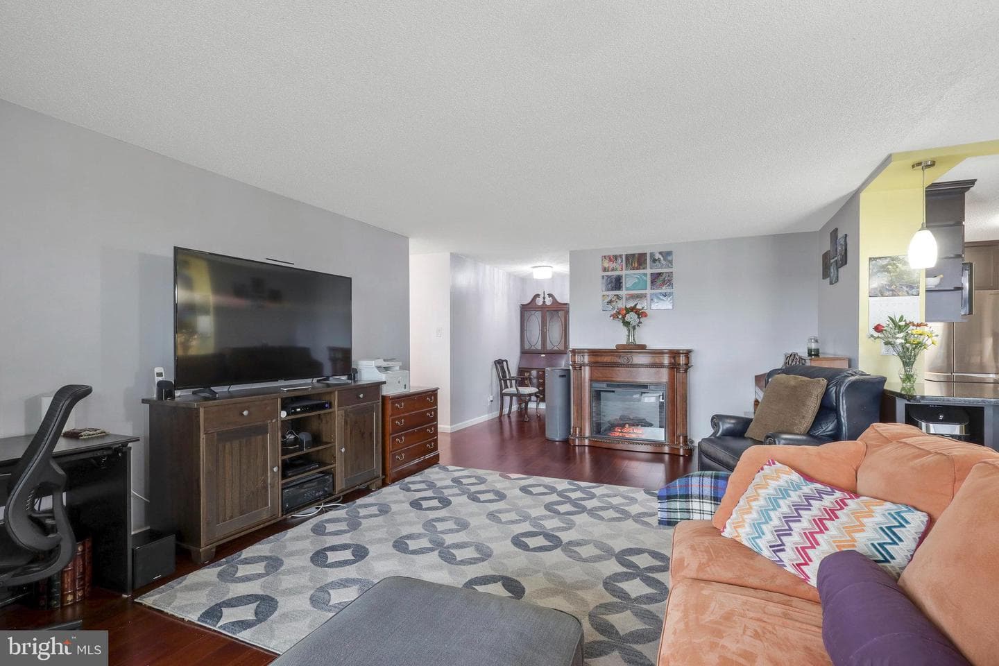 203 Yoakum Parkway #1826 photo 4