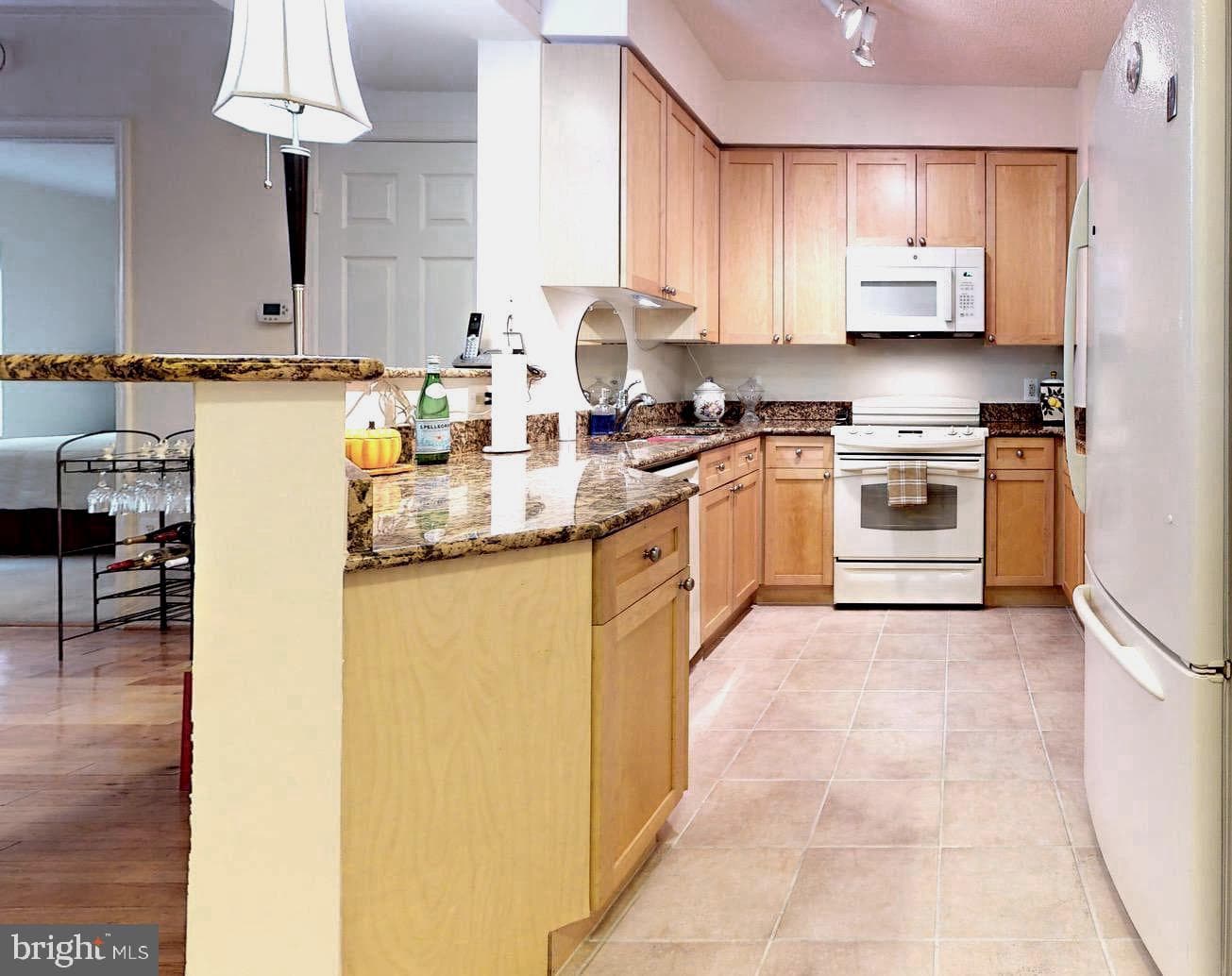 3101 N Hampton Drive #814 photo 4