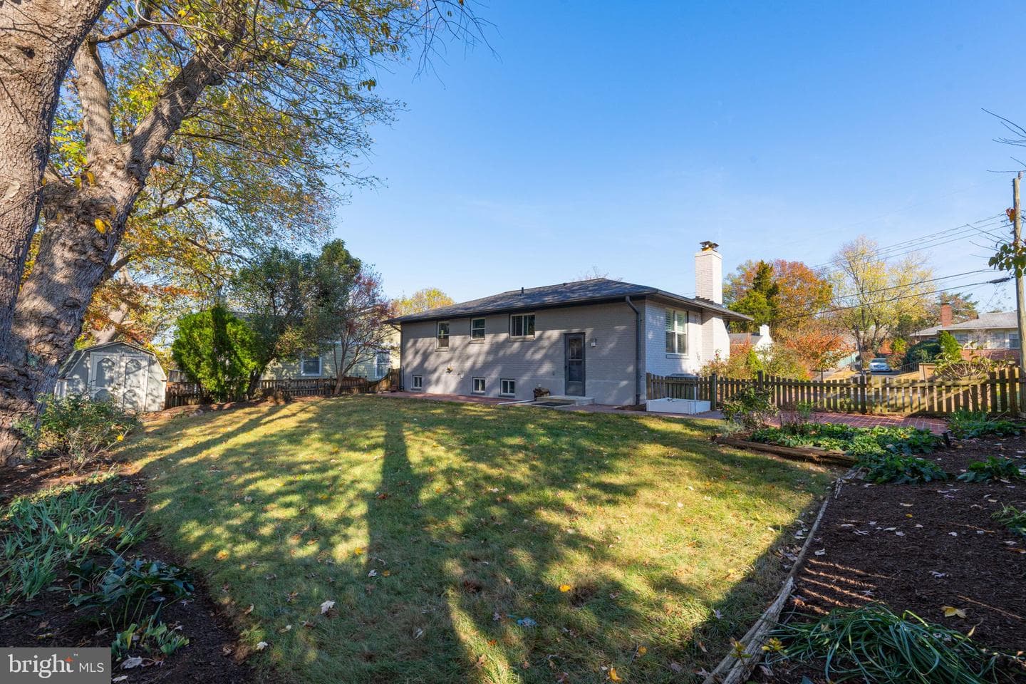 2216 N Early Street N photo 38