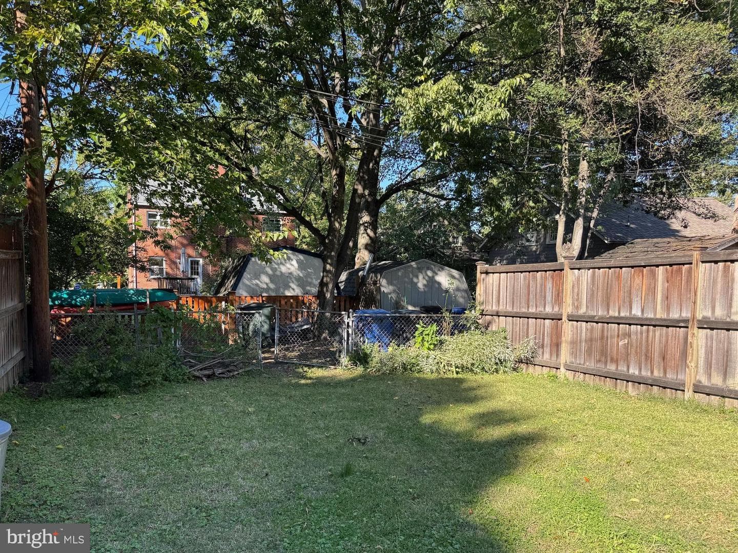 8 E Glendale Avenue photo 3