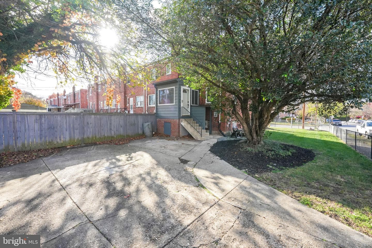 600 S Fayette Street photo 30