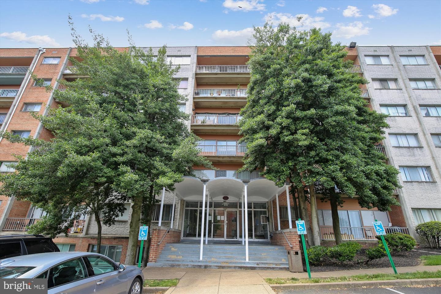 5831 Quantrell Avenue #509 photo 25