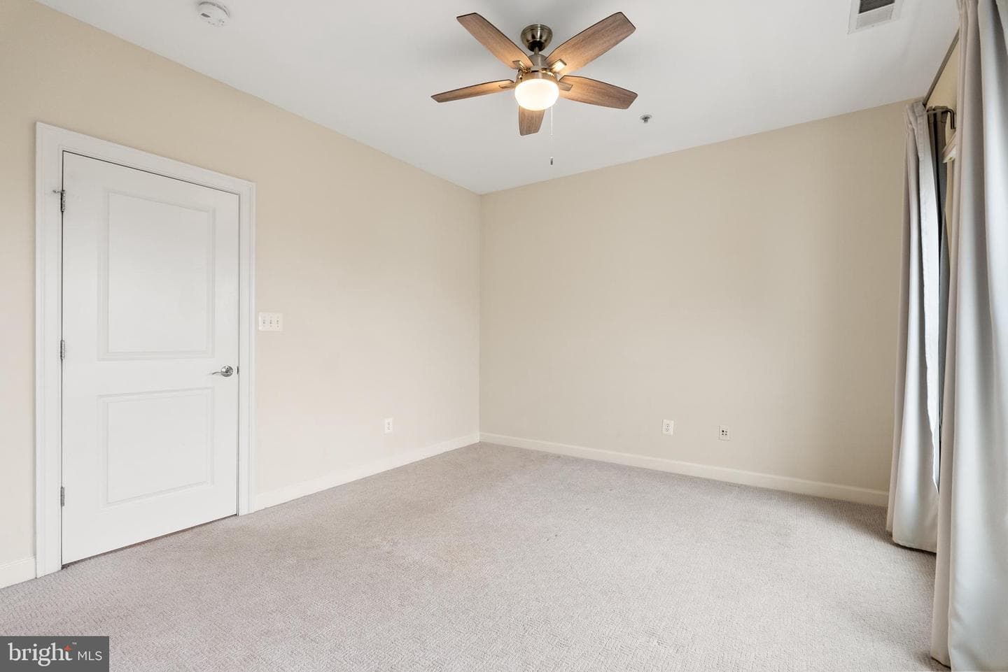 1826 Potomac Greens Drive photo 26