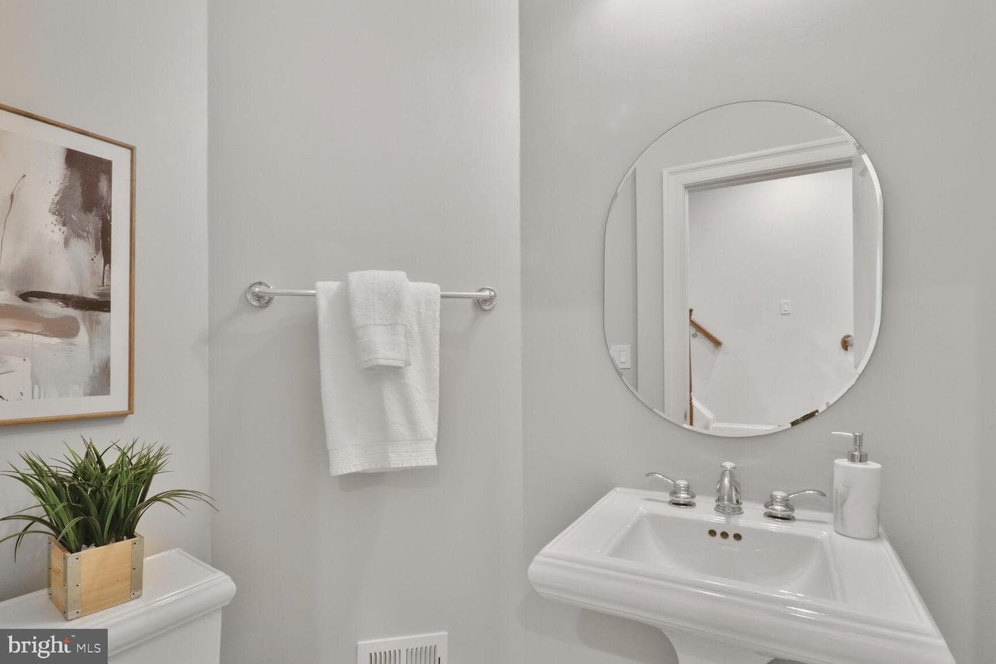 1816 Carpenter Road photo 13