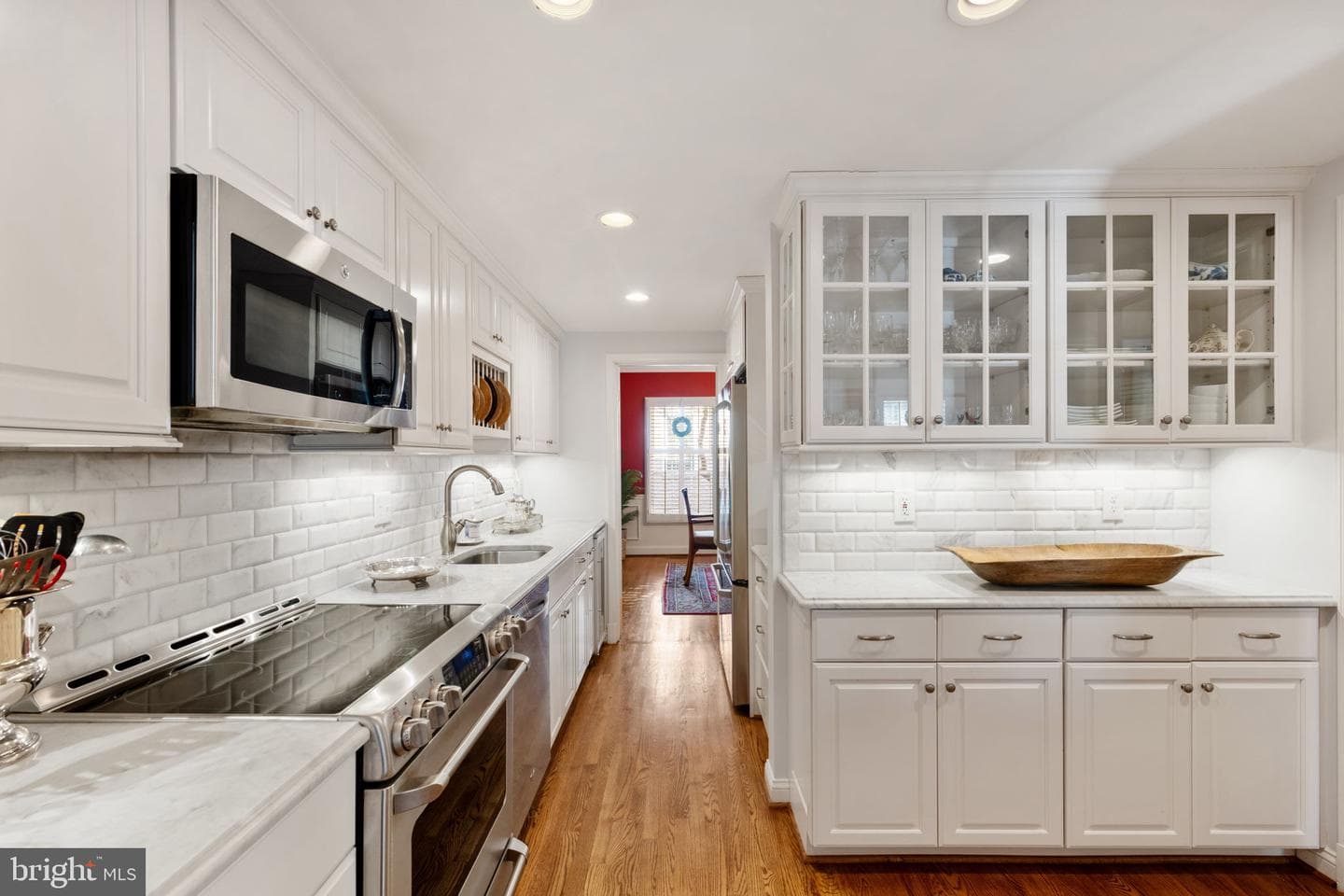 318 N Pitt Street photo 25