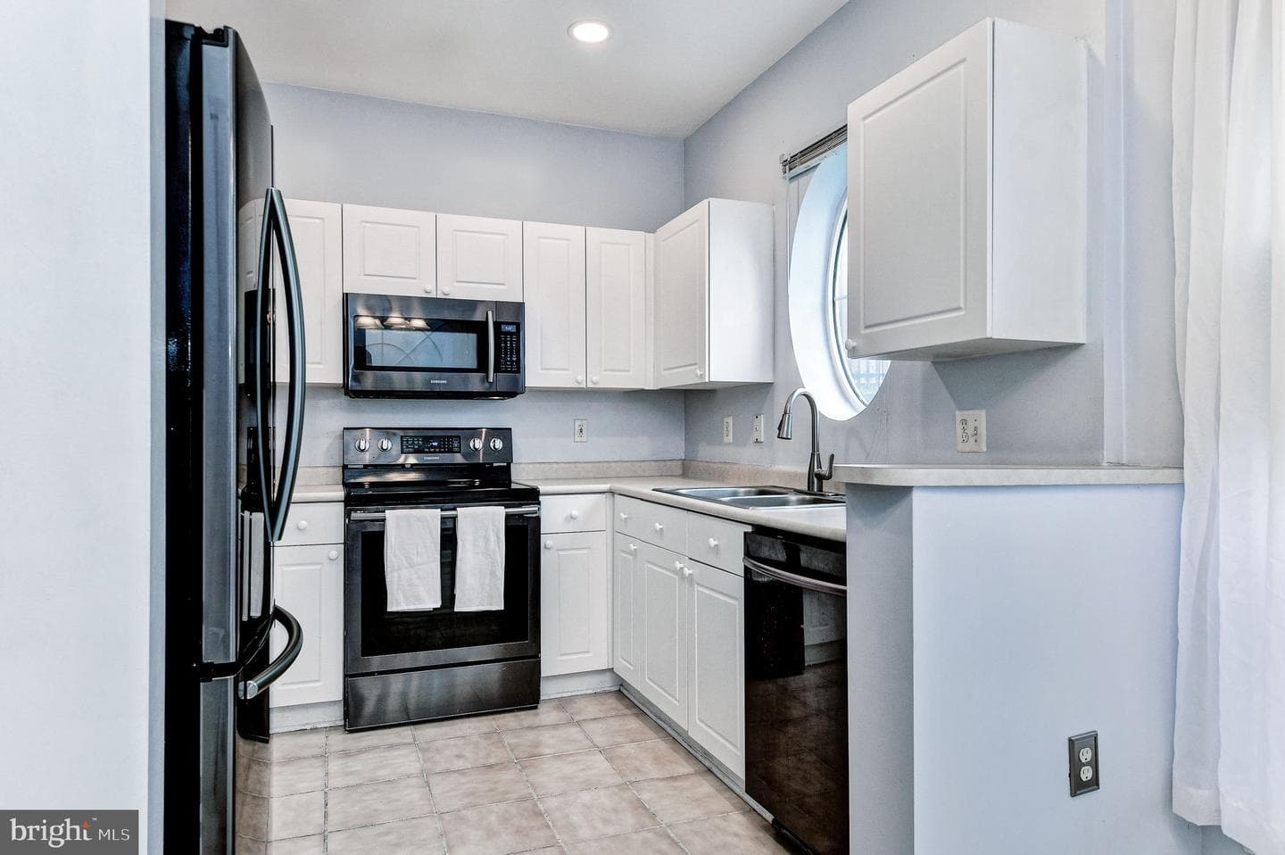 4560 Strutfield Lane #1102 photo 13