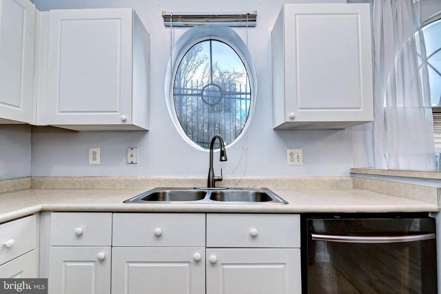 4560 Strutfield Lane #1102 photo 14