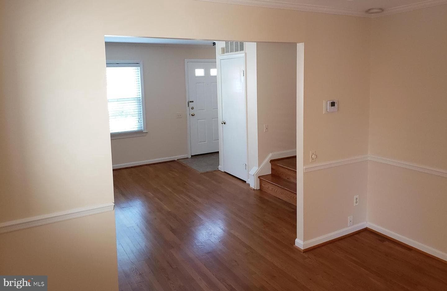 19 E Myrtle Street photo 3