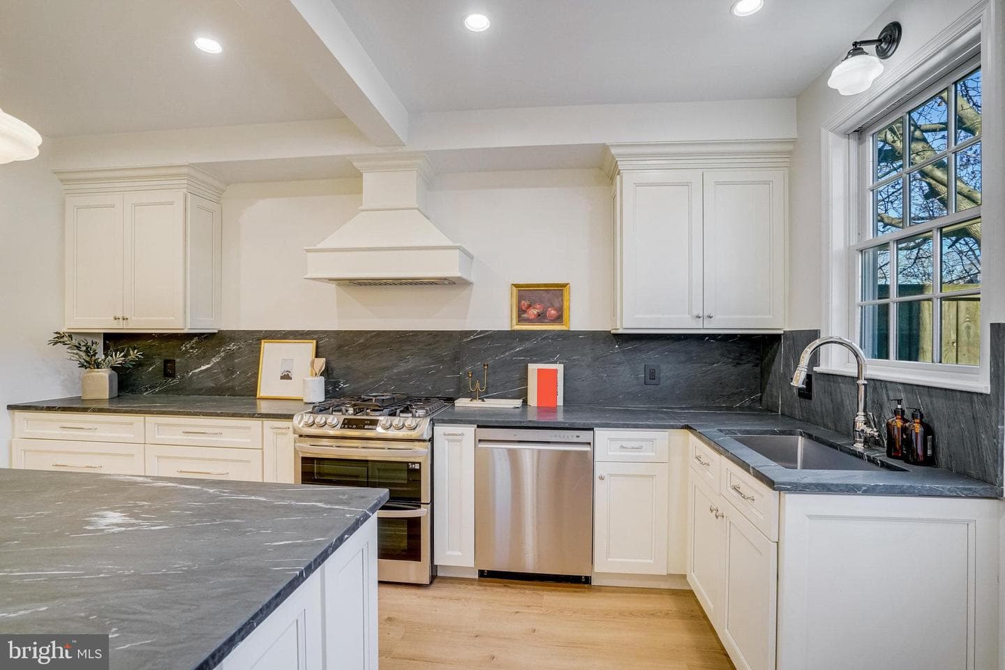 333 N Patrick Street photo 11