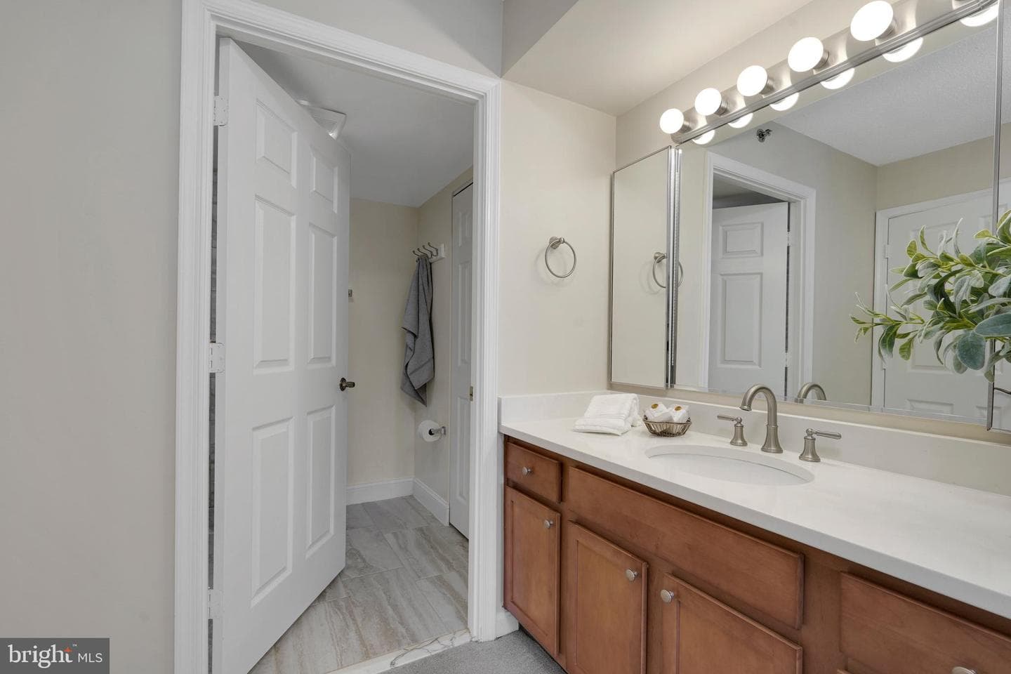 2121 Jamieson Avenue #1007 photo 23