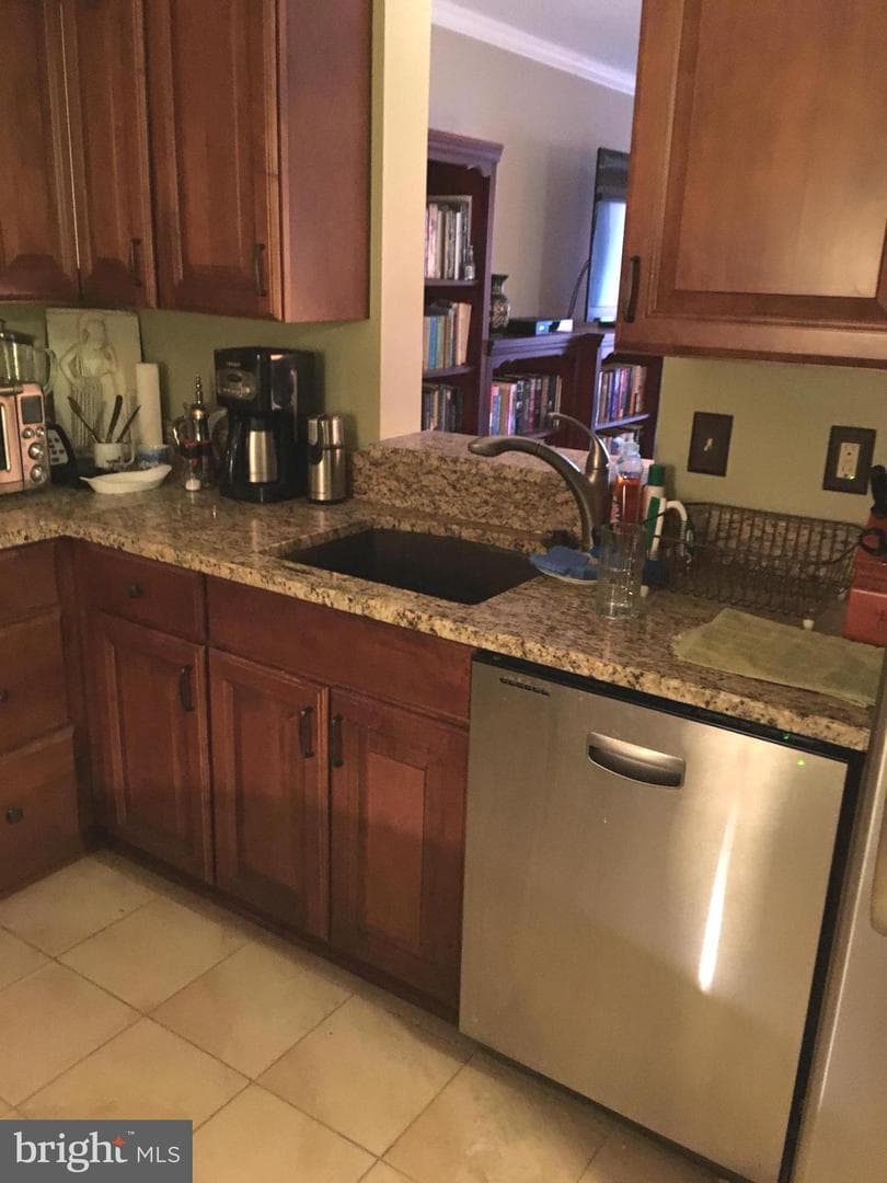 505 E Braddock Road #204 photo 12