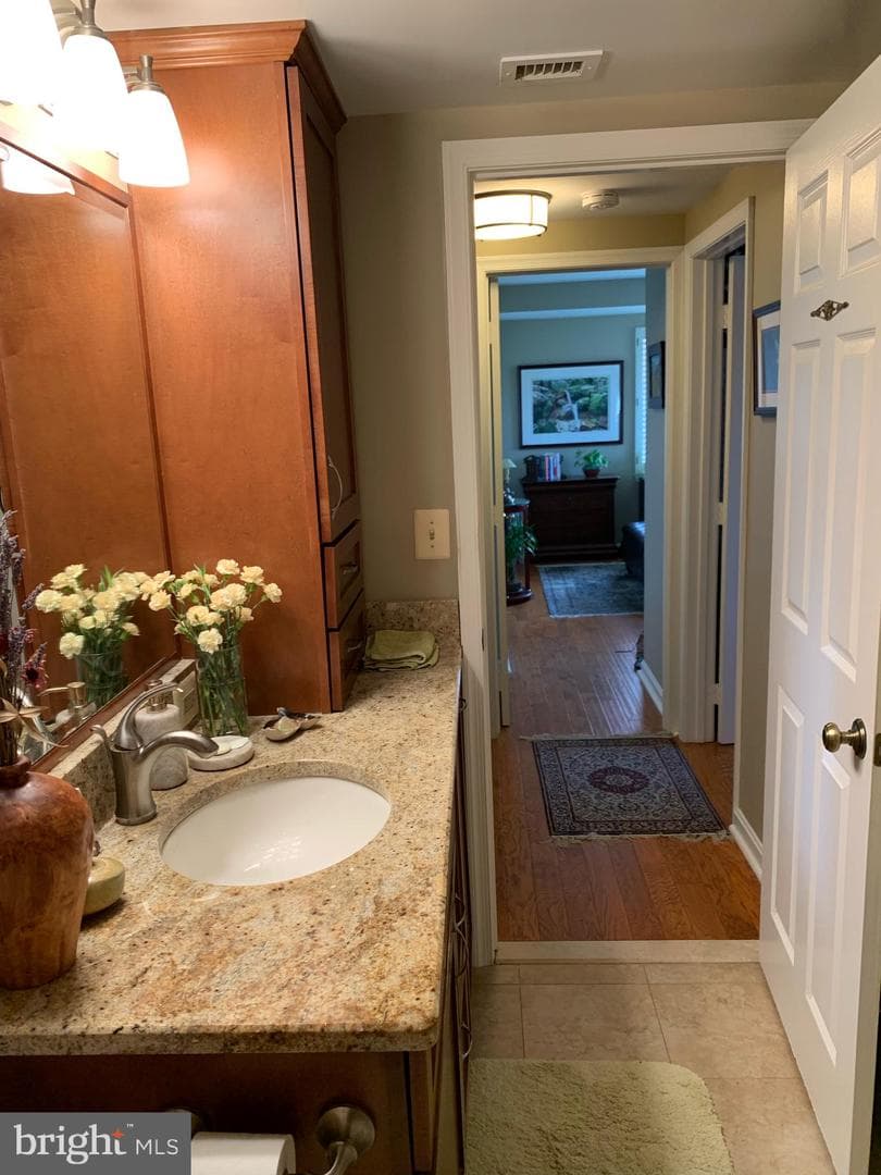 505 E Braddock Road #204 photo 21