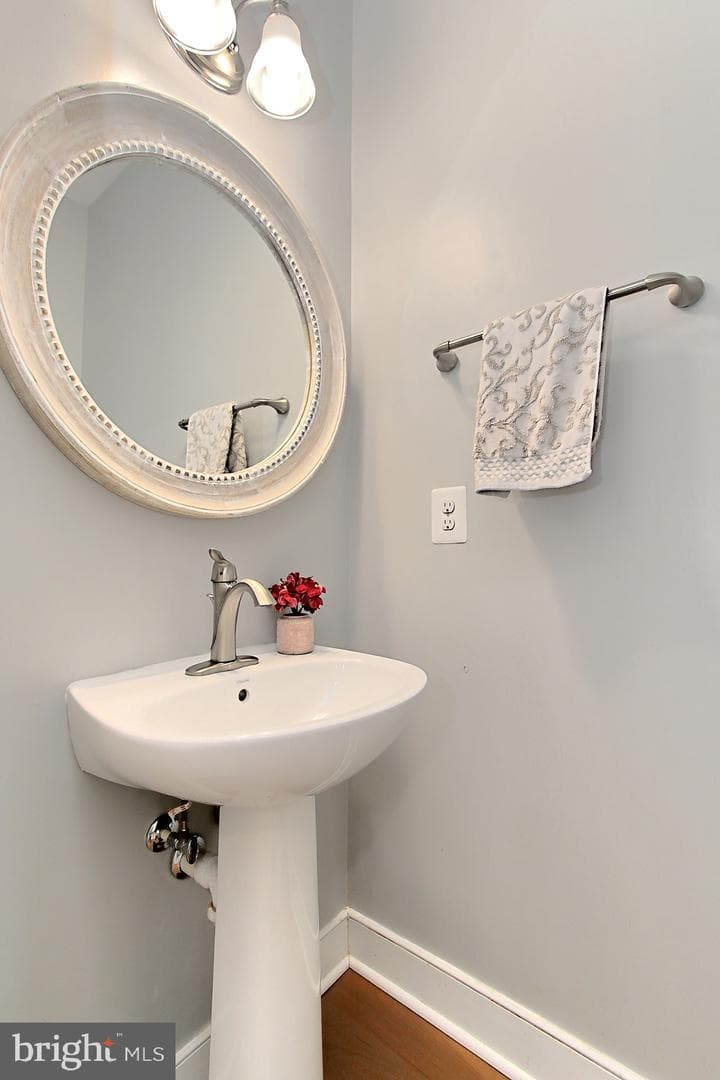 2401 Conoy Street photo 19