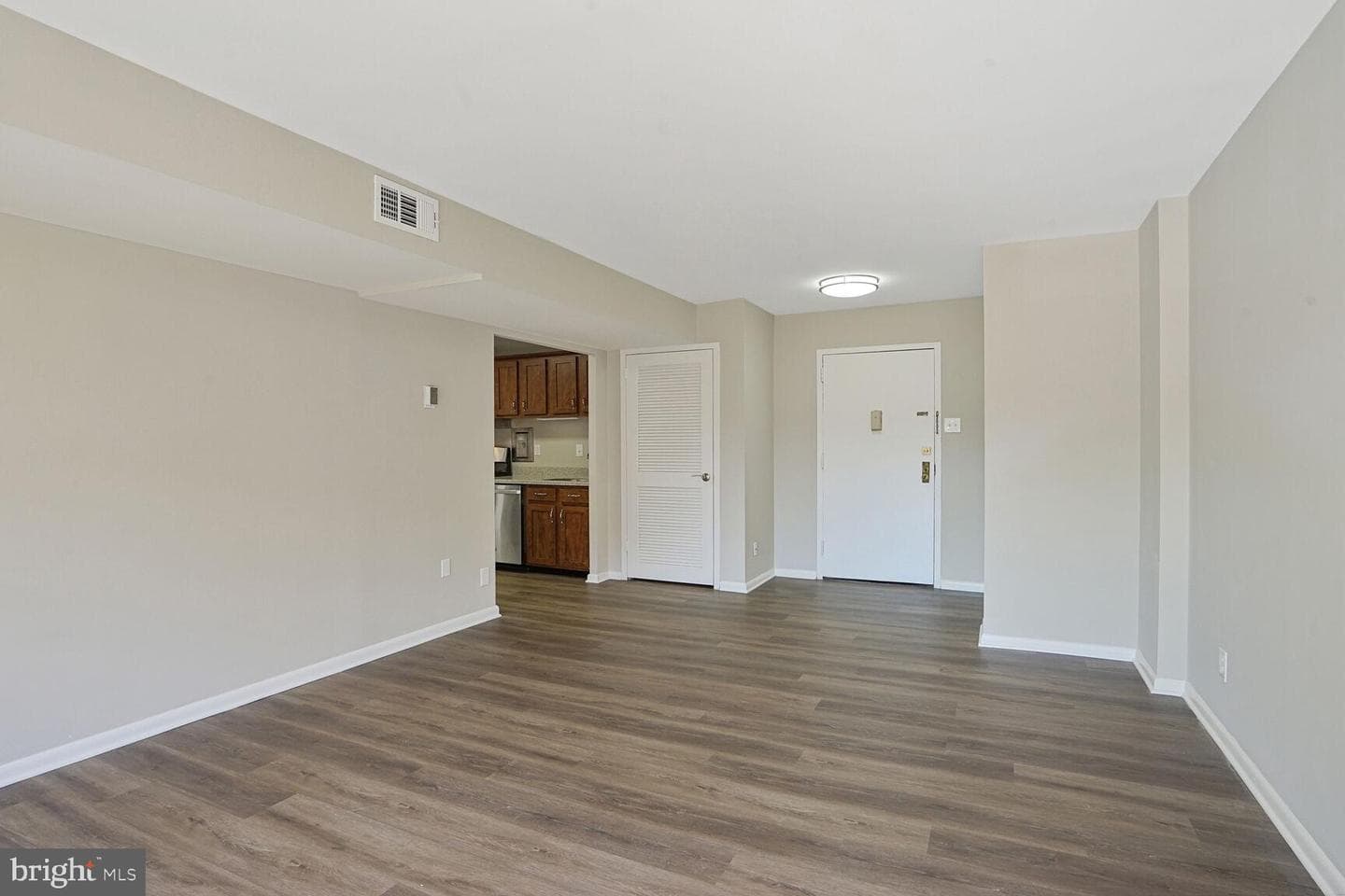 5340 Holmes Run Parkway #118 photo 25