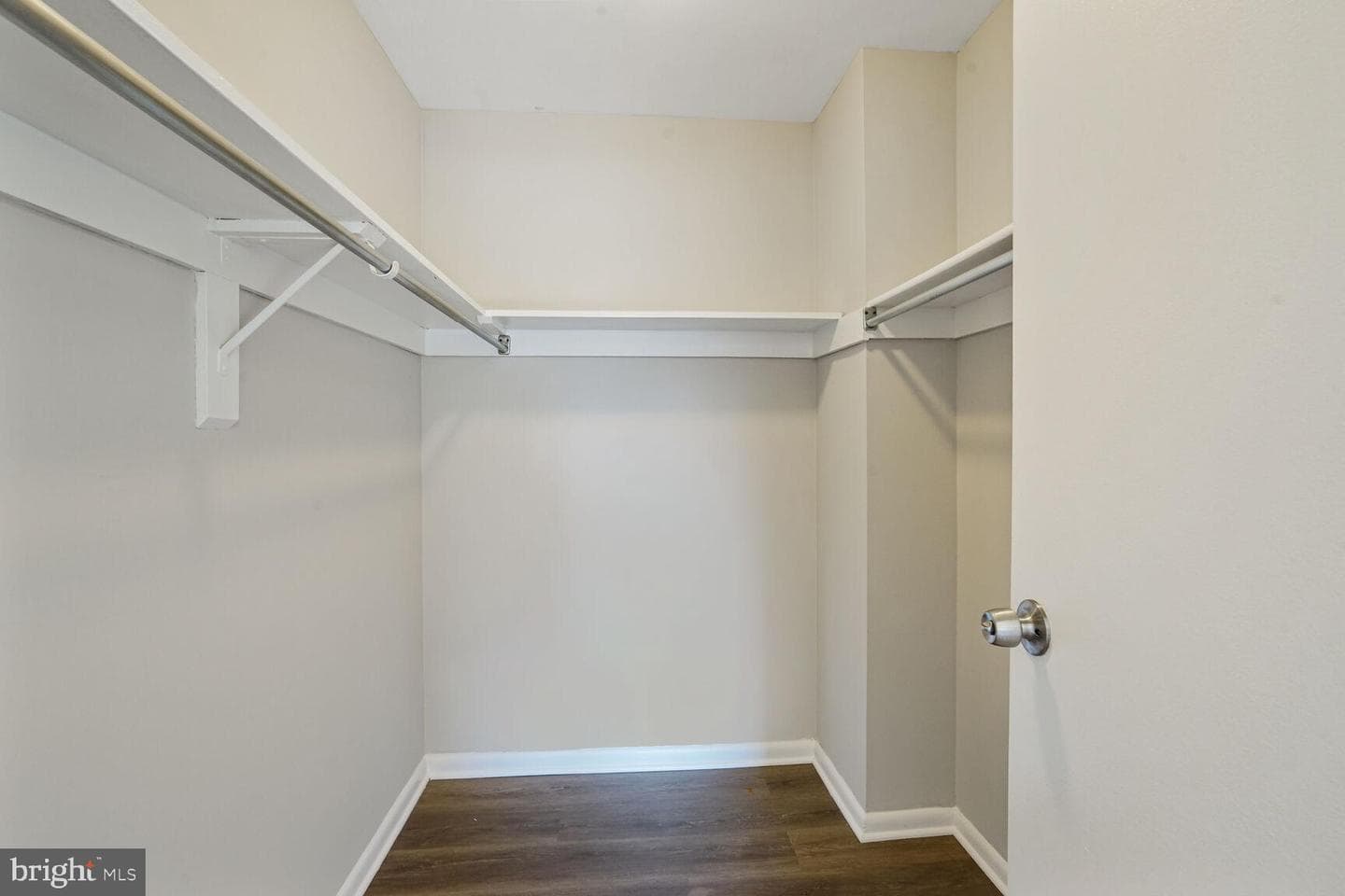 5340 Holmes Run Parkway #118 photo 32