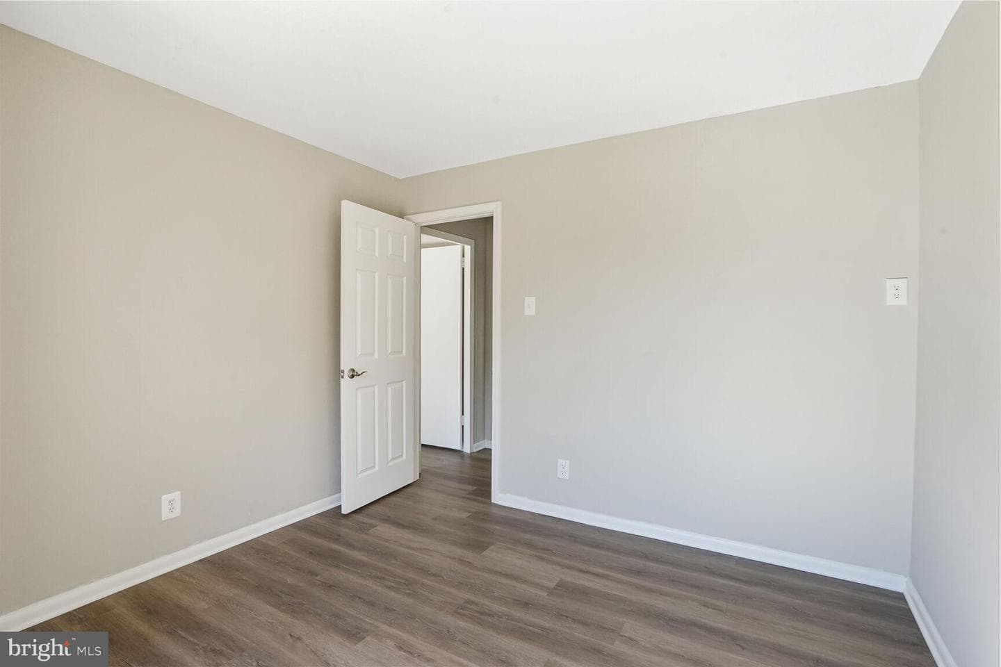 5340 Holmes Run Parkway #118 photo 35