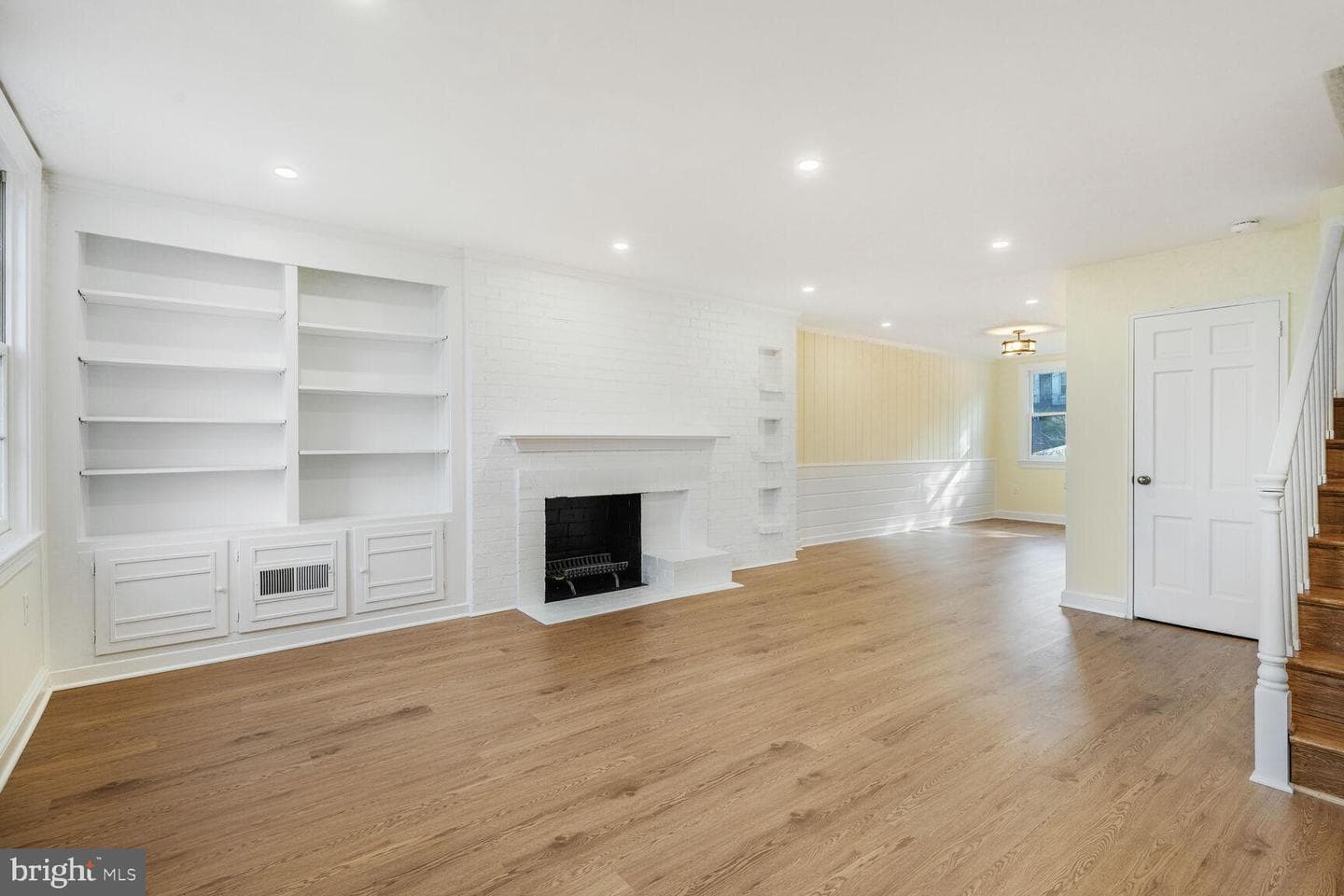 826 S Royal Street photo 3