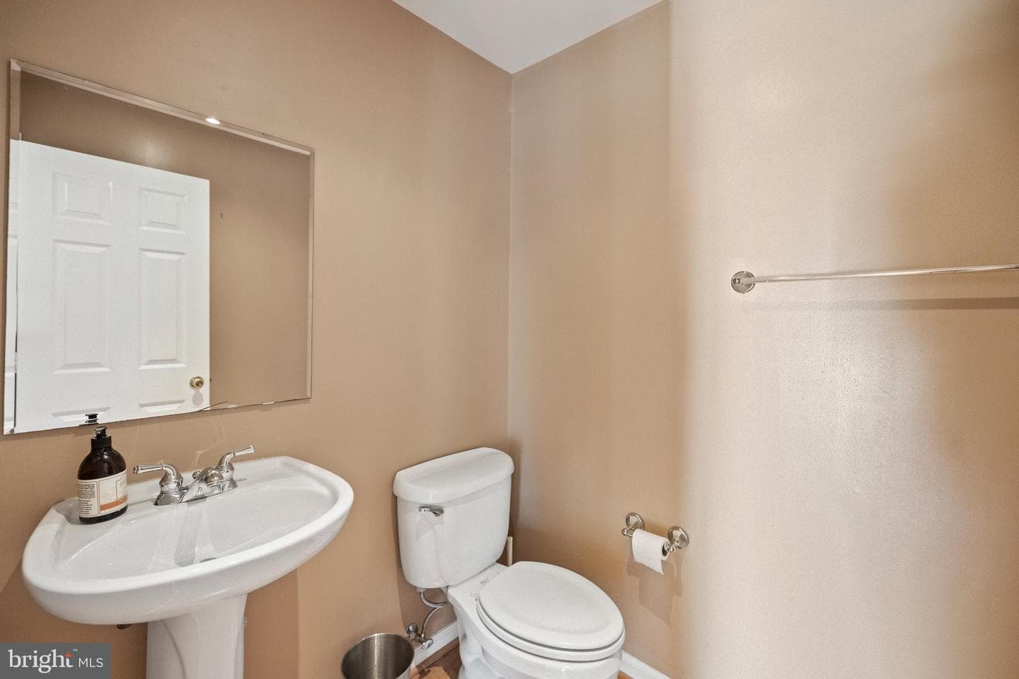 475 Cameron Station Boulevard photo 25