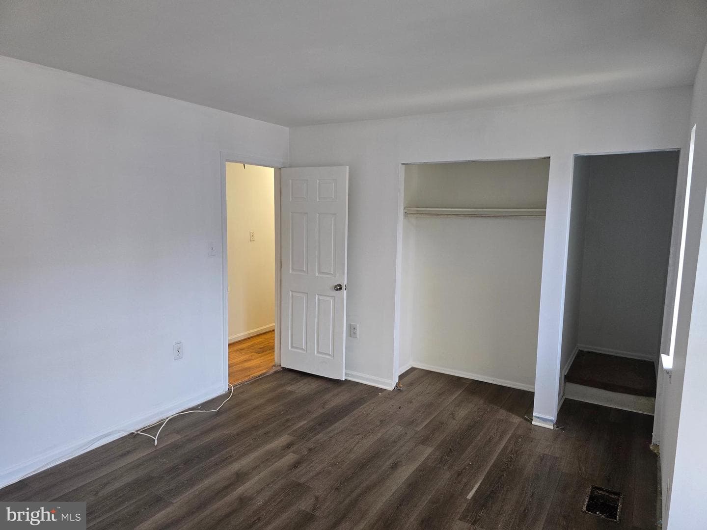 238 Stevenson Square N photo 20