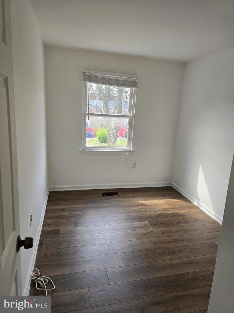 238 Stevenson Square N photo 21