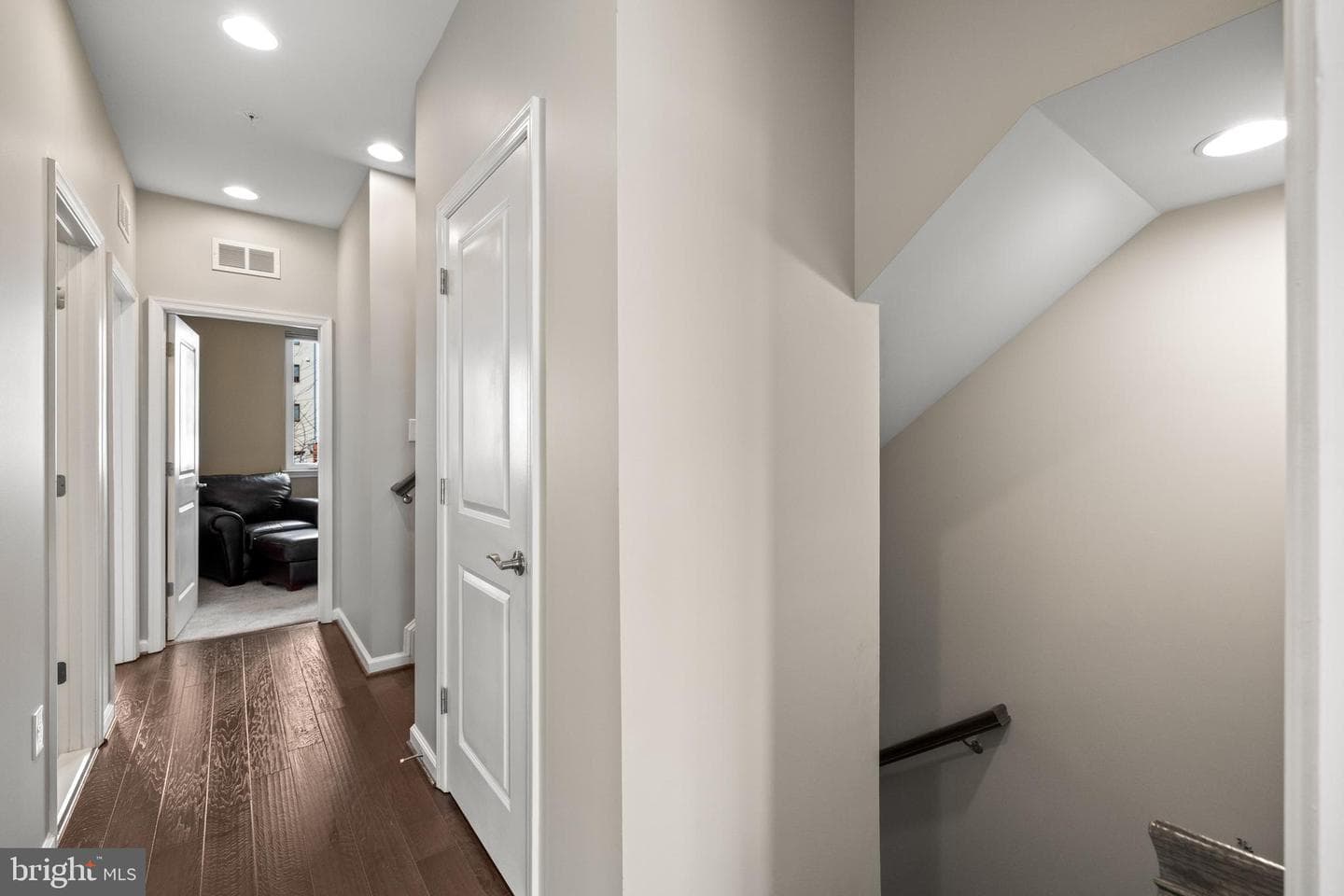 108 Cambria Walk photo 23