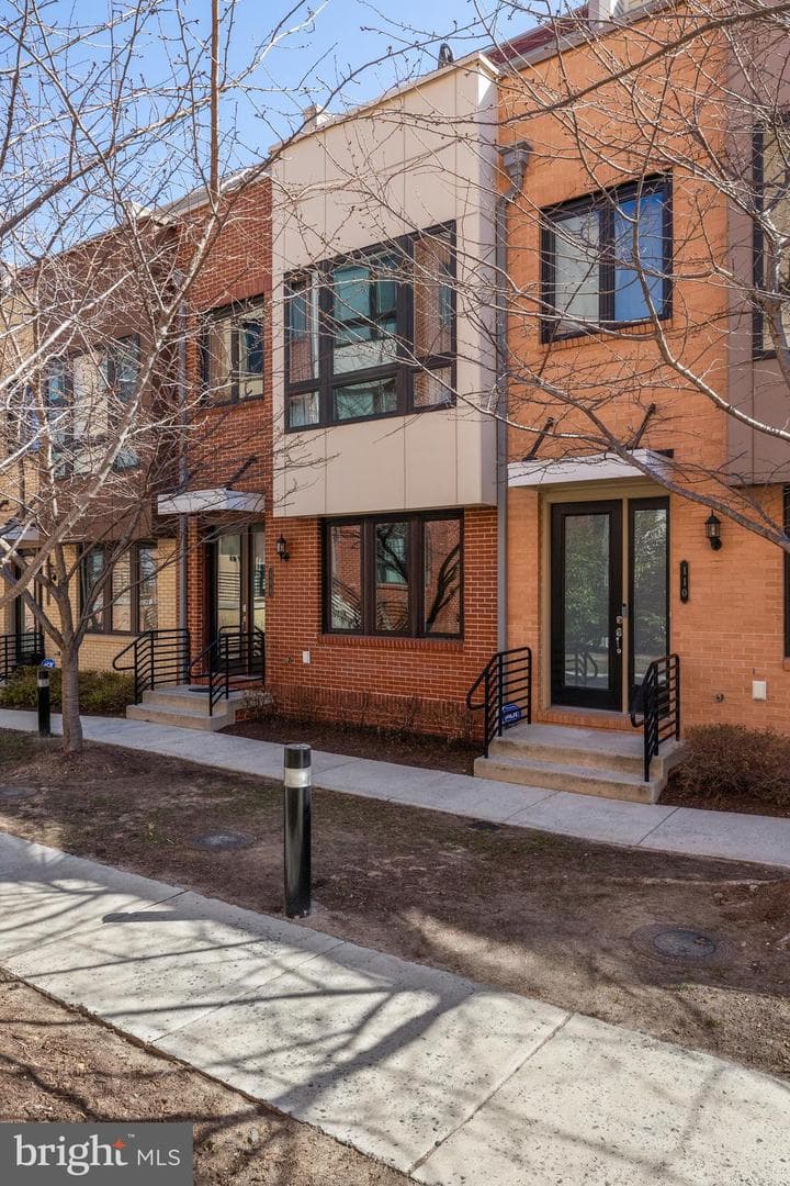 108 Cambria Walk photo 4