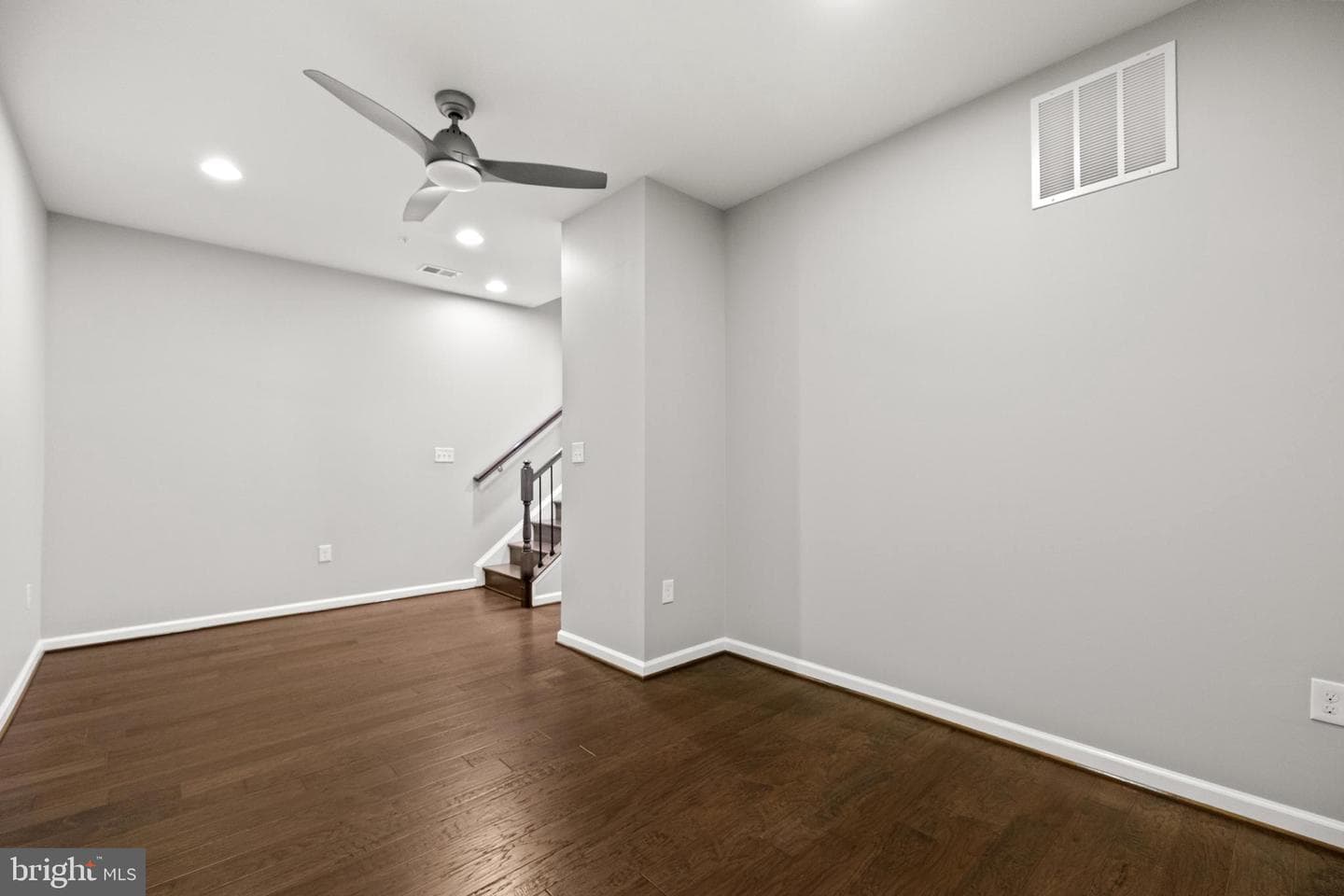 108 Cambria Walk photo 46
