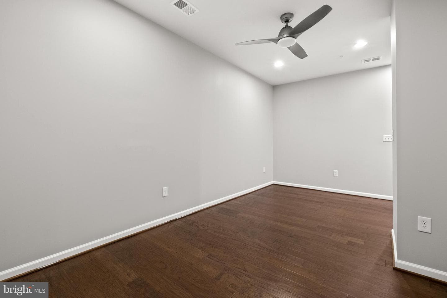 108 Cambria Walk photo 47