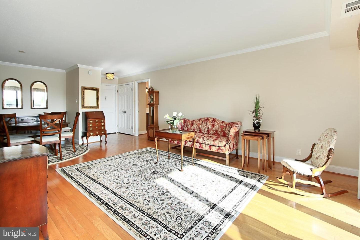 205 Yoakum Parkway #703 photo 11