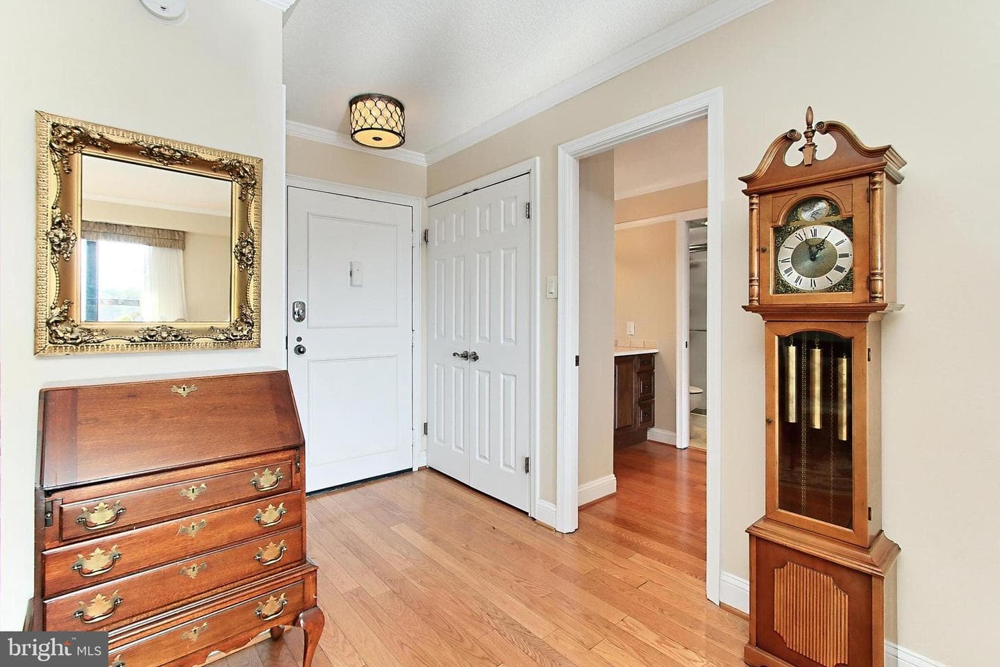 205 Yoakum Parkway #703 photo 8