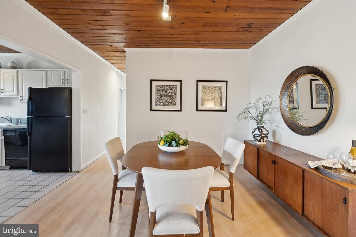 49 Skyhill Road #303 photo 11