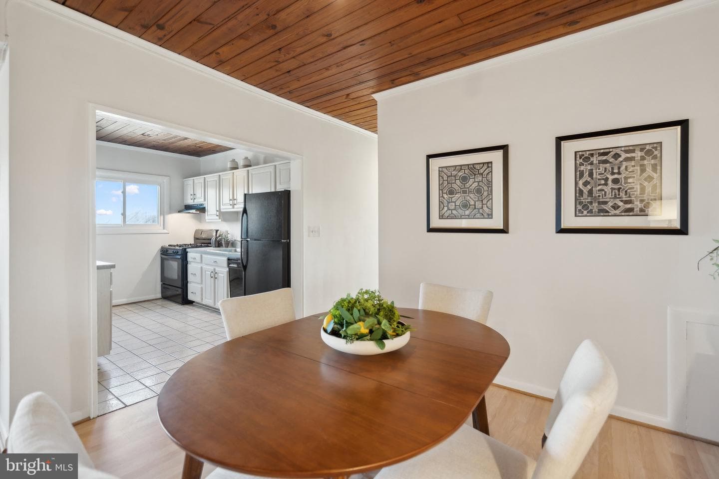 49 Skyhill Road #303 photo 12
