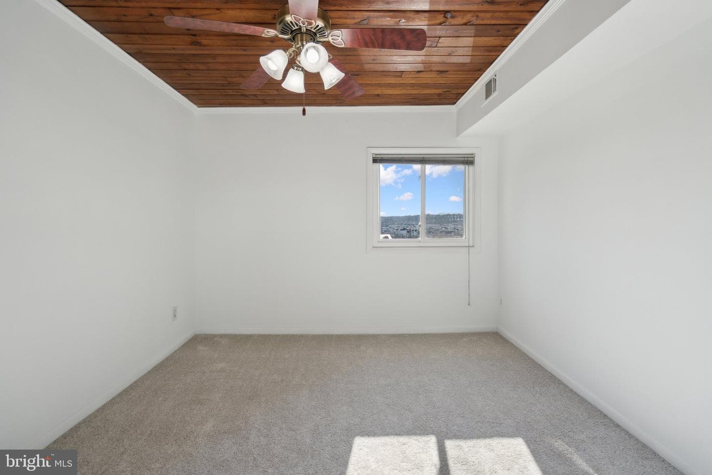 49 Skyhill Road #303 photo 23