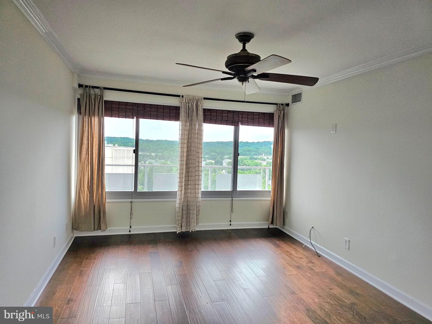 5340 Holmes Run Parkway #1410 photo 10