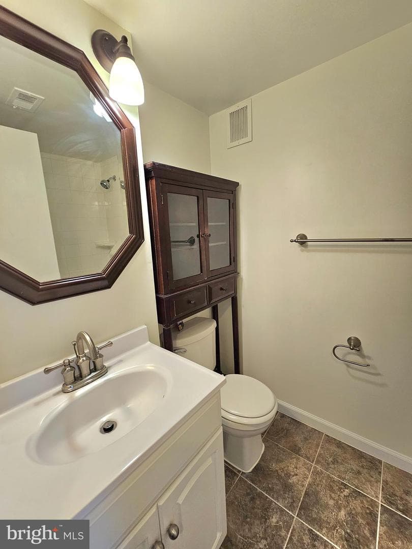 5340 Holmes Run Parkway #1410 photo 13