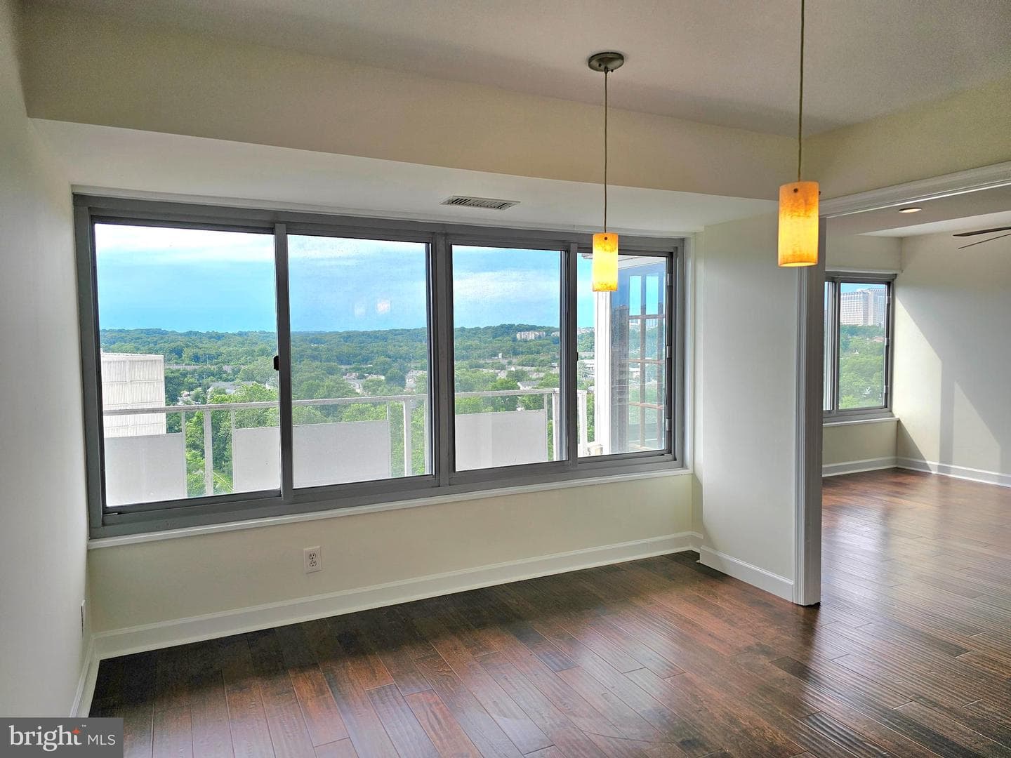 5340 Holmes Run Parkway #1410 photo 6