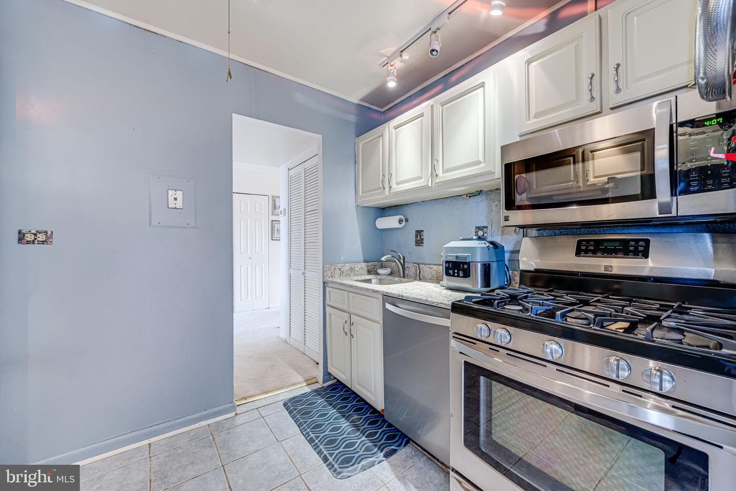 5340 Holmes Run Parkway #1110 photo 17