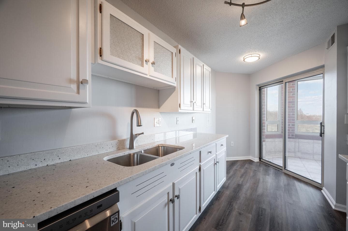 2121 Jamieson Avenue #901 photo 11