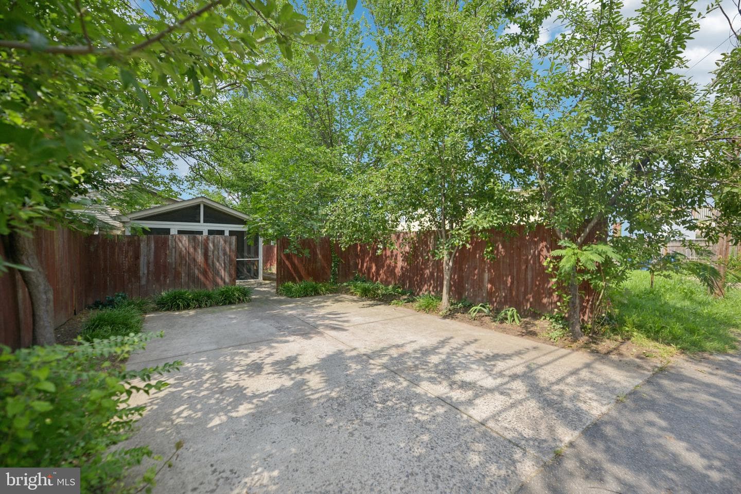 39 E Reed Avenue photo 27