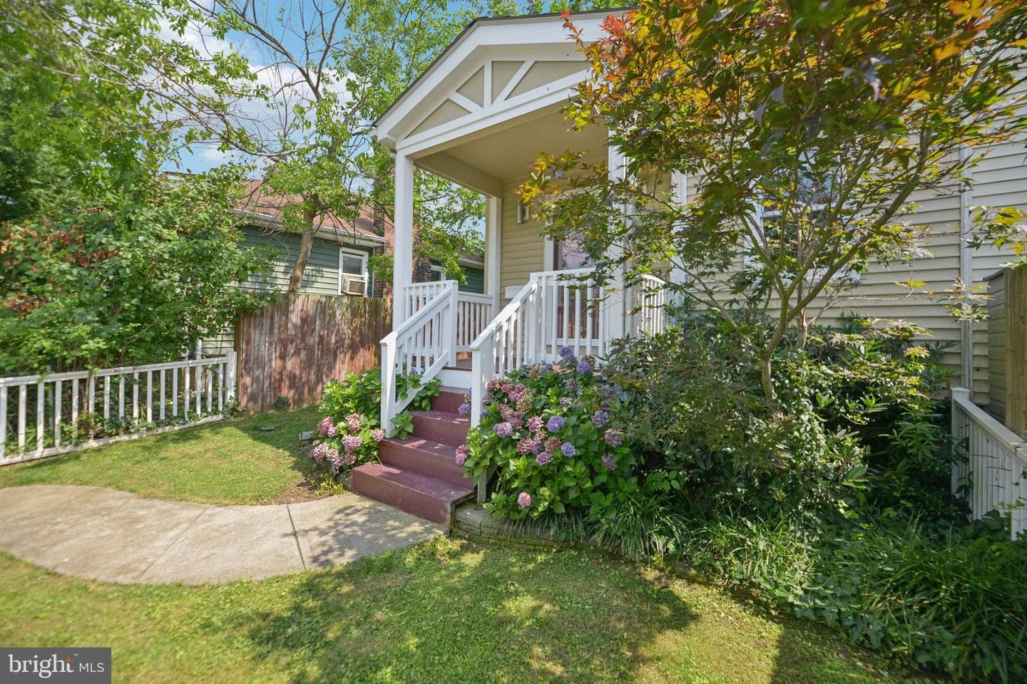 39 E Reed Avenue photo 3