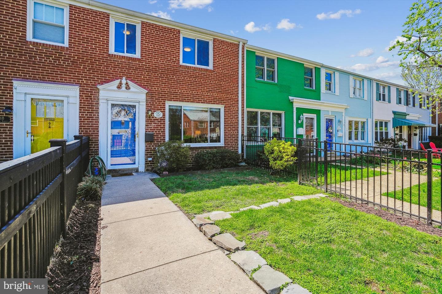 1420 Woodbine Street photo 26