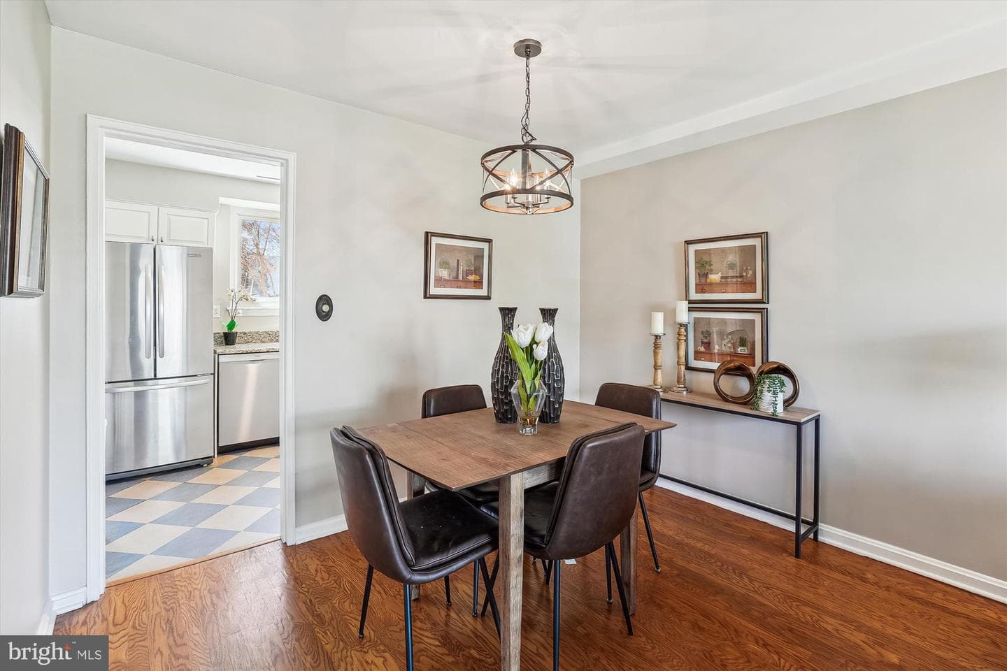 1420 Woodbine Street photo 9