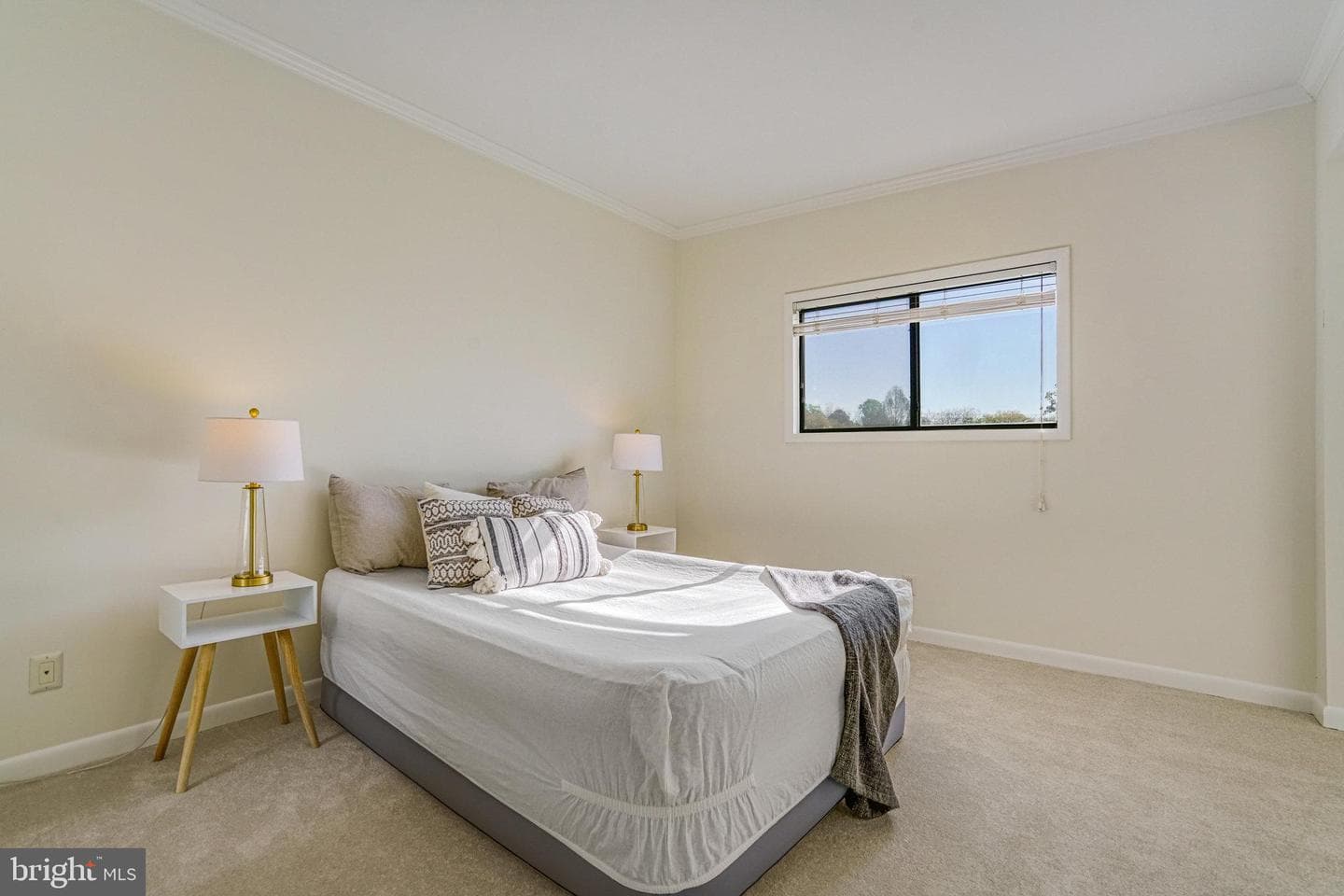 208 Skyhill Road #10 photo 13