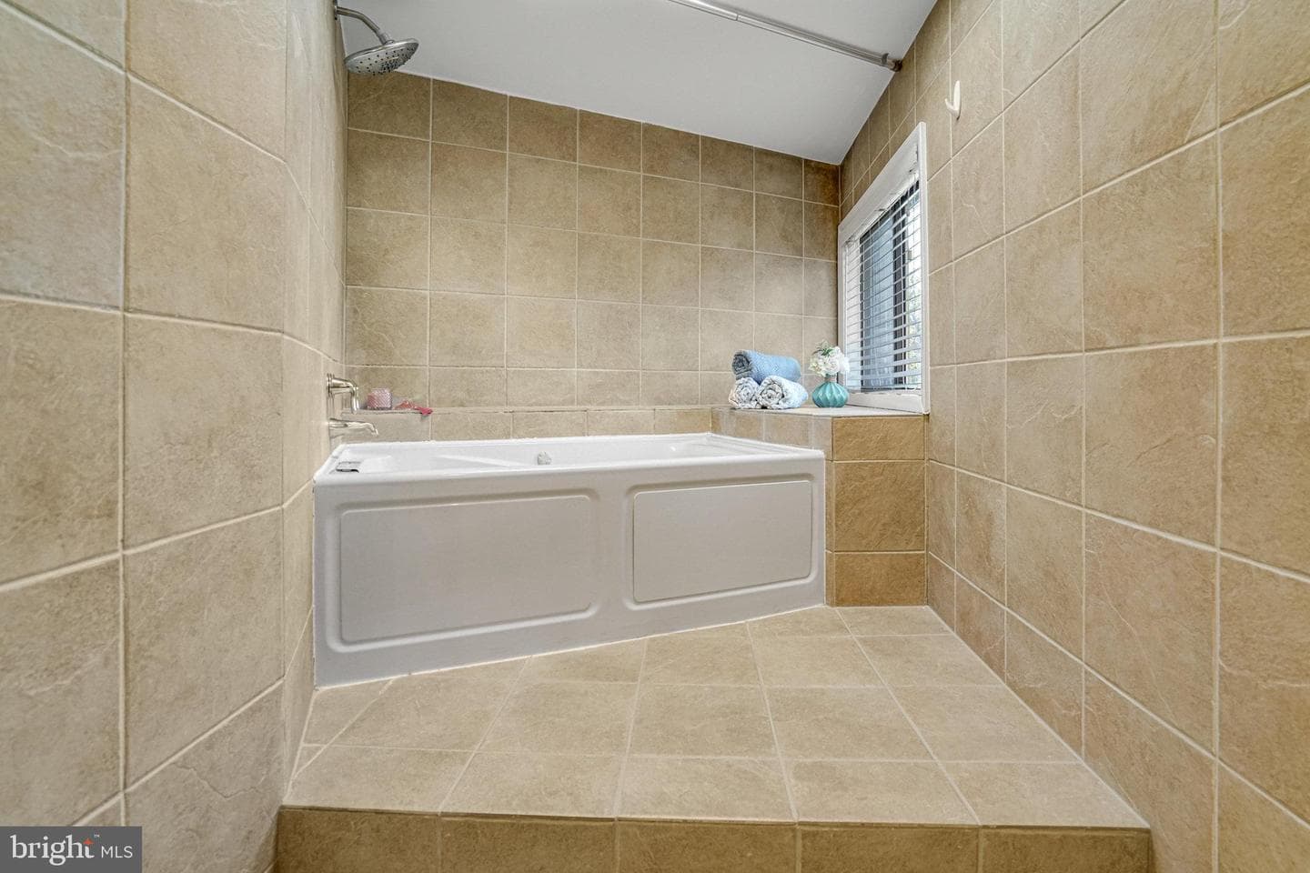 208 Skyhill Road #10 photo 17