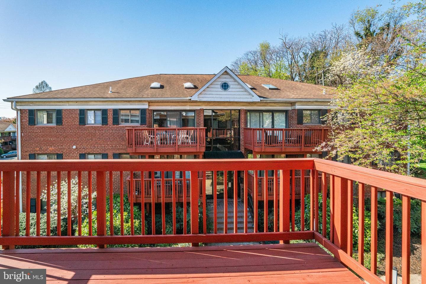208 Skyhill Road #10 photo 21