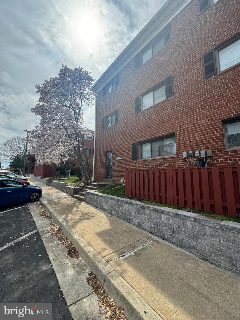 208 Skyhill Road #10 photo 25