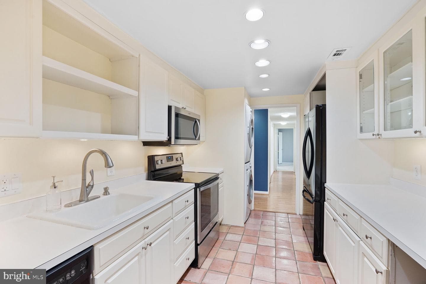 6301 Stevenson Avenue #610 photo 10
