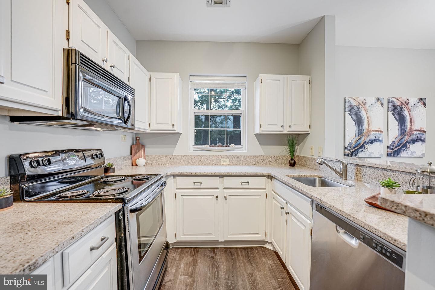 261 S Pickett Street #302 photo 12