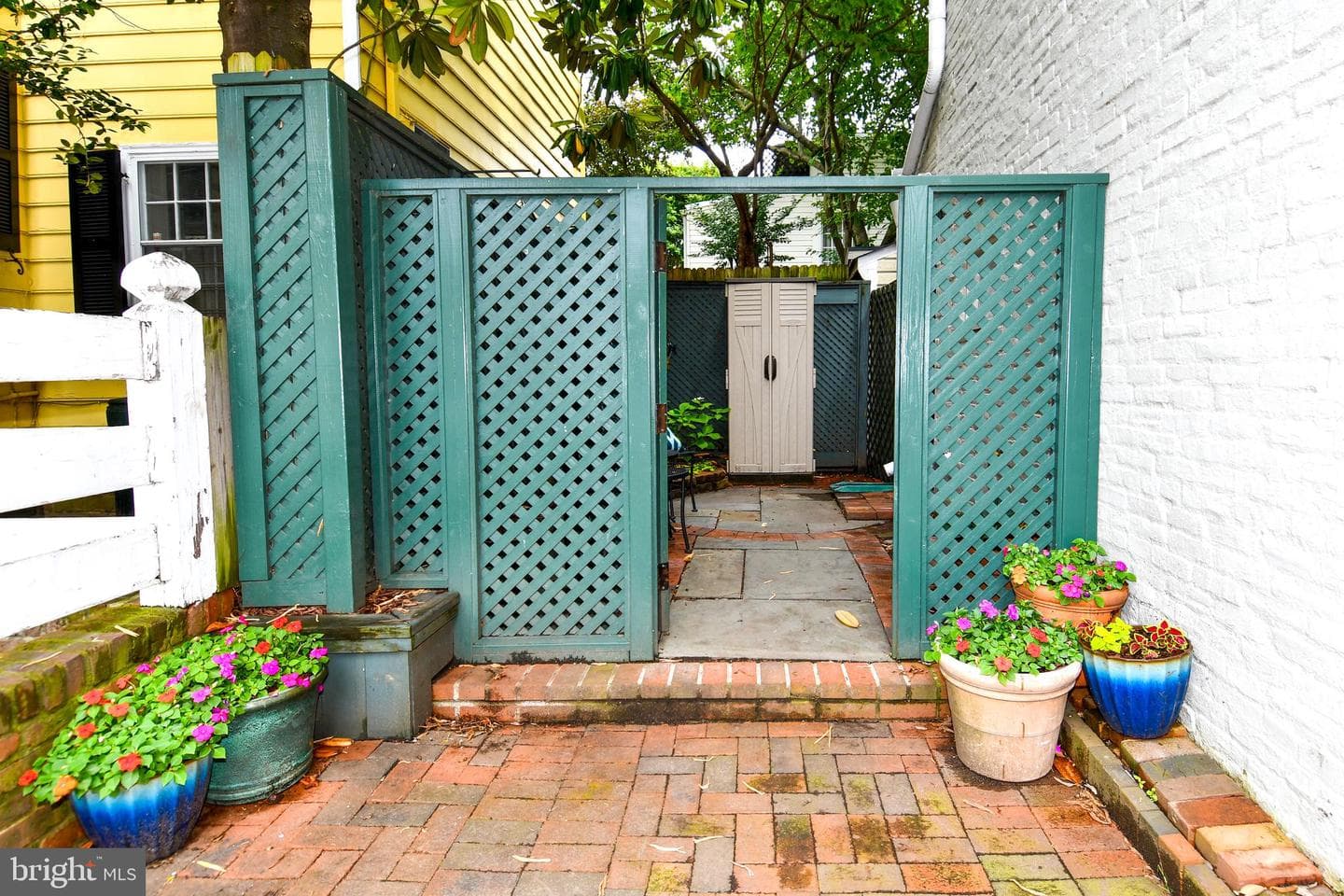 305 N Saint Asaph Street N photo 5